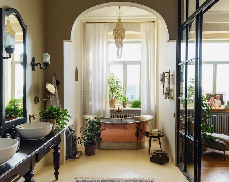 an airy and ambient bathroom